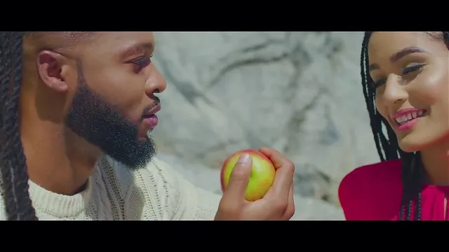 Flavour – Omo T’emi (Video)