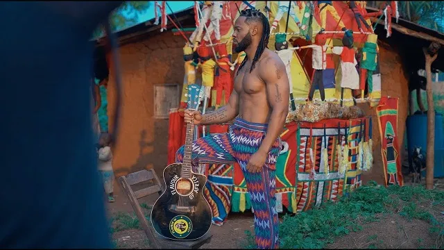 Flavour – Umu Igbo Ft. Biggie Igba (Video)