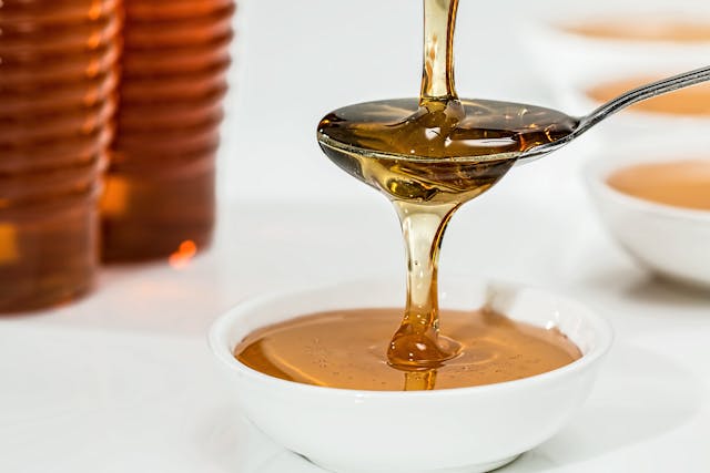 11 Health Skin Benefits Of Honey